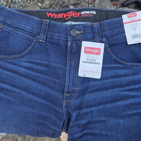 Wrangler Ultra Flex Denim Jeans - Picture 1 of 3
